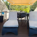 Floating House - Sunset 펜션 *