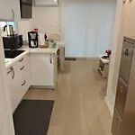 Floating House - Sunset 포르토로즈