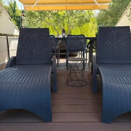 Floating House - Sunset Ferienhaus