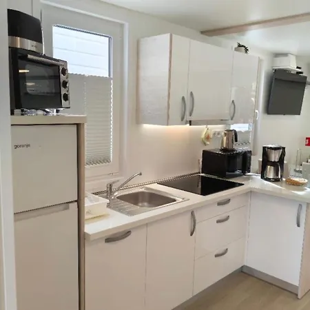 Floating House - Sunset Počitniška hiša