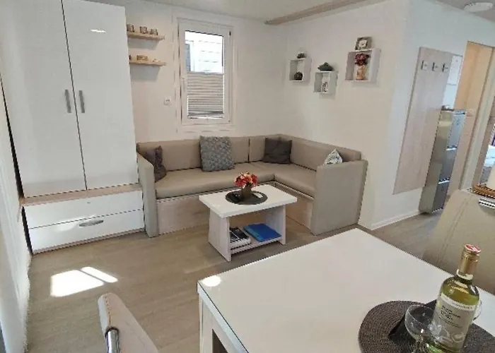 Feriehus Floating House - Sunset Portorož